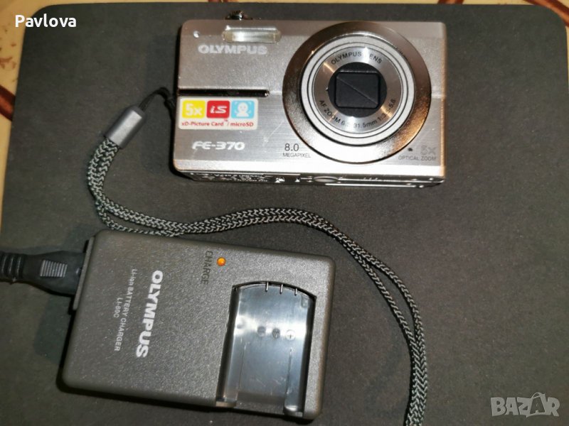 фотоапарат OLIMPUS  като  нов с  зарядно  и  батерия, снимка 1