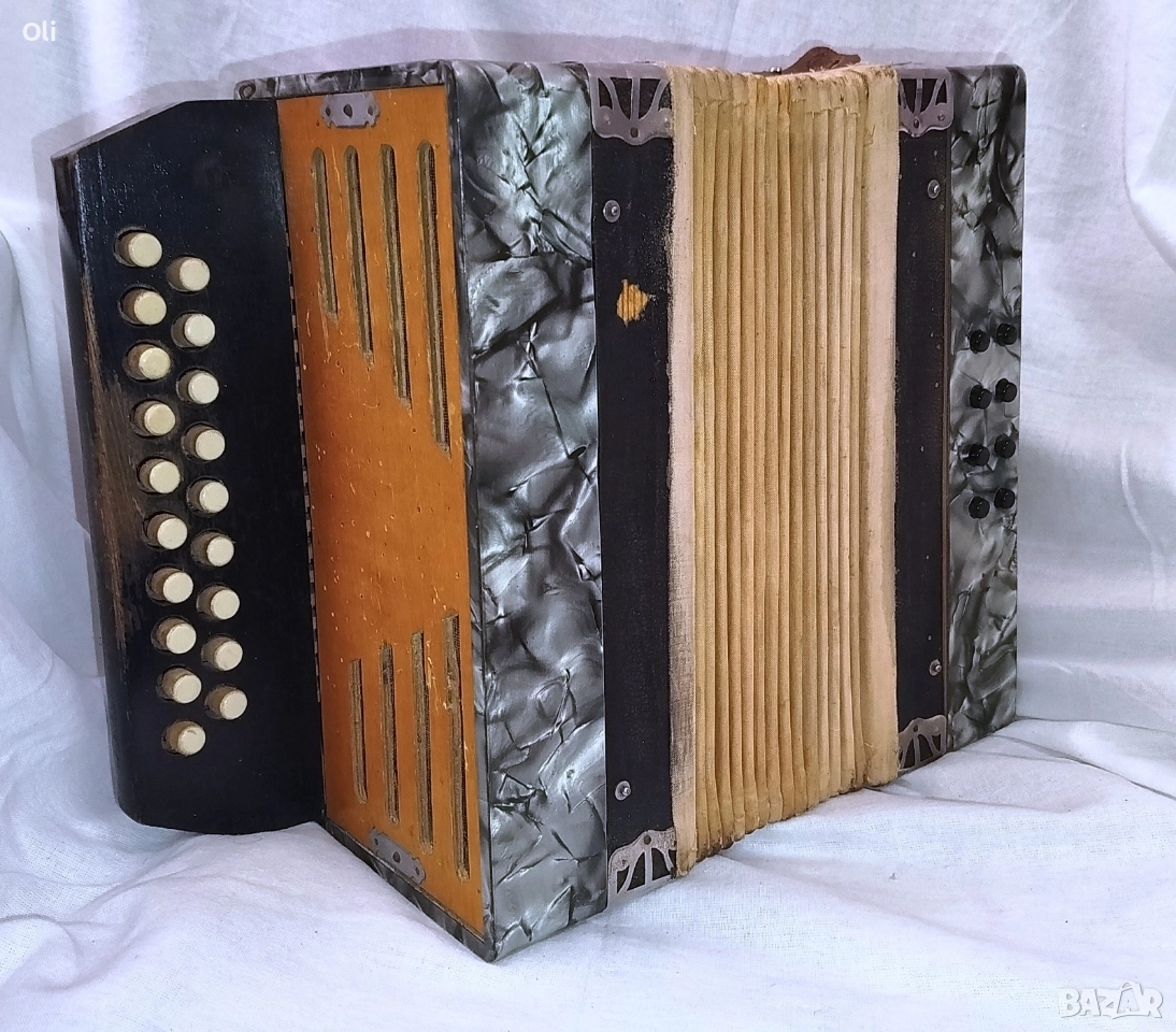 акордеон антика, снимка 1
