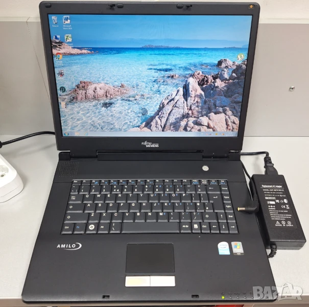 Работещ! Лаптоп Fujitsu Siemens Amilo LI 1705, снимка 1
