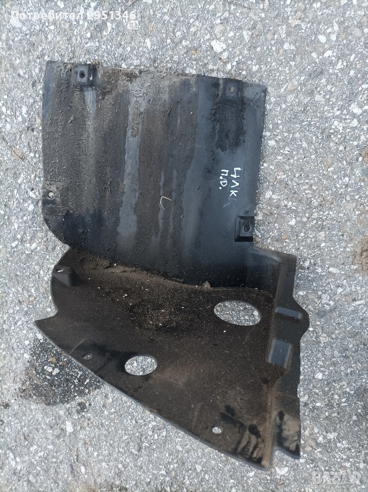 подкалник Мерцедес ЦЛК Mercedes CLK W209, снимка 1