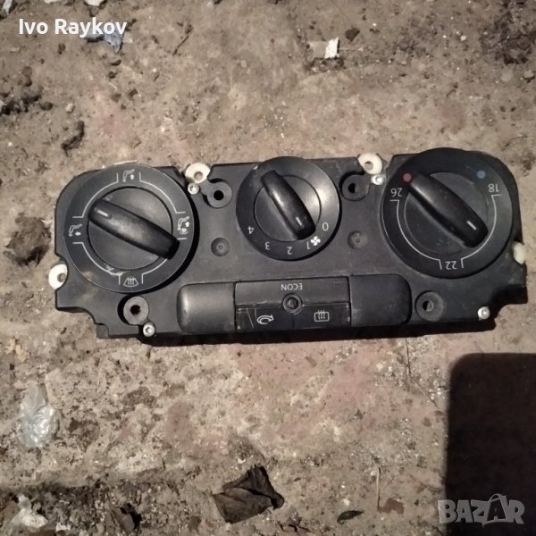 Панел климатроник за VW GOLF MK5 , 1K0 820 047 CR, снимка 1