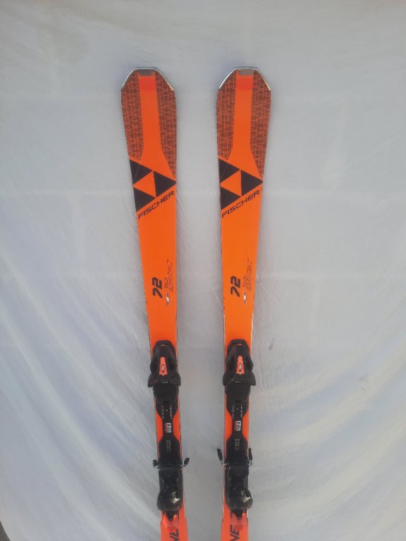 Карвинг ски FISCHER RC ONE 72 MULTIFLEX 163см в Зимни Карвинг ски FISCHER RC ONE 72 MULTIFLEX 163см в Зимни