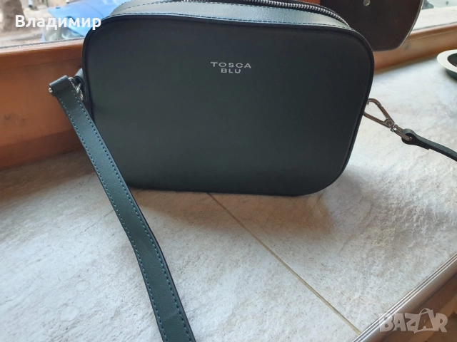 ЧИСТО НОВА ДАМСКА ЧАНТА Tosca Blu, снимка 2 - Чанти - 52920010