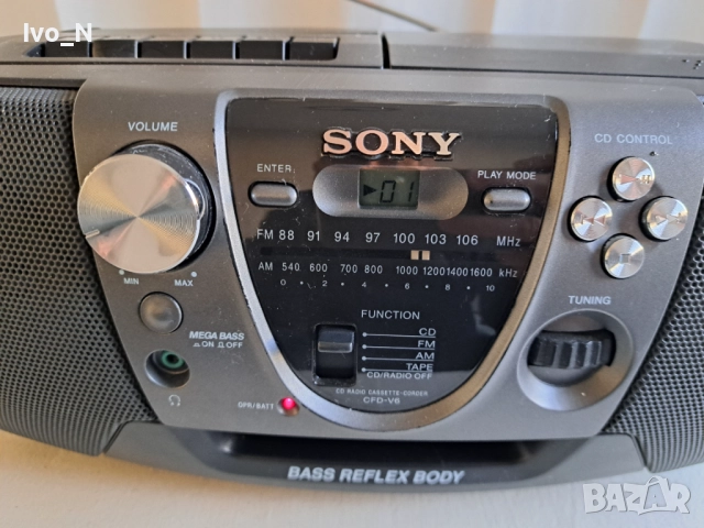 CD радиокасетофон Sony CFD-V6., снимка 3 - Радиокасетофони, транзистори - 52913721