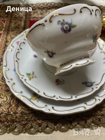 Felda Rhon 1933-1949 Троен сет за чай  Бял порцелан, нежни цветни букети, златен кант и златна ръчно, снимка 7 - Чаши - 52942076