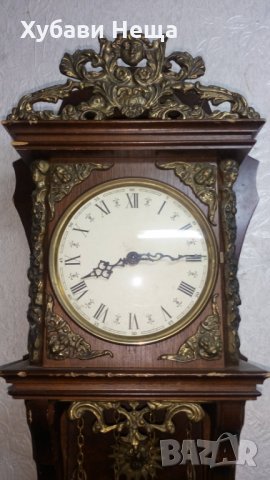 Часовник с дървен корпус и месингови орнаменти, снимка 4 - Антикварни и старинни предмети - 29869050