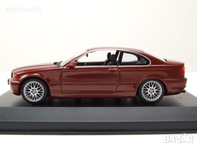 BMW 3er E46 Coupe 1999 - мащаб 1:43 на Maxichamps моделът е нов в PVC дисплей-кейс, снимка 3 - Колекции - 44475169