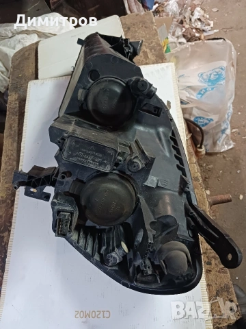 Фар Зафира б десен., снимка 2 - Части - 53101389