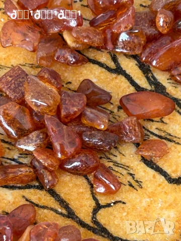 Съветска старинна картина от балтийски кехлибар , снимка 4 - Картини - 52814681