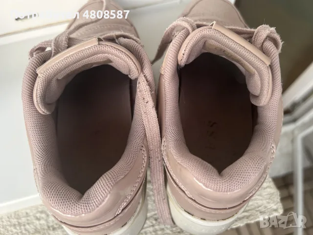 Оригинални дамски кецове Guess, снимка 13 - Кецове - 56060153