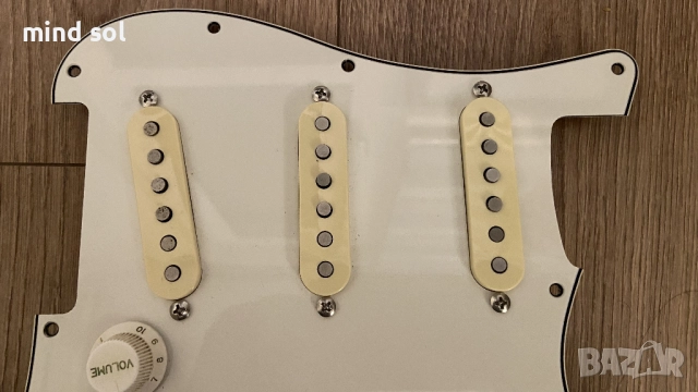 Stratocaster Loaded Pickguard with Mojo Gear FX Pickups , снимка 3 - Китари - 52489930