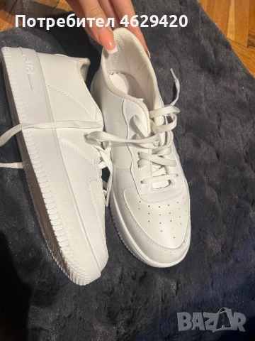 Чисто бели обувки , снимка 3 - Дамски ежедневни обувки - 52254419