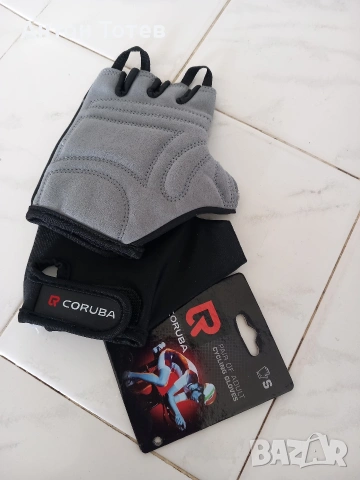 Детска каска S (52-55см)+ръкавици S р-мер , снимка 4 - Детски велосипеди, триколки и коли - 54288527