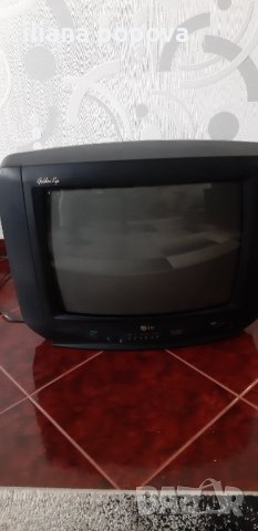 Телевизор LG, снимка 2 - Телевизори - 40415340