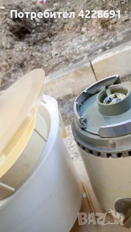 2бр. работещи ретро кухненски уреди -миксер робот и сокоизтисквачка, снимка 3 - Аксесоари за кухня - 49101875