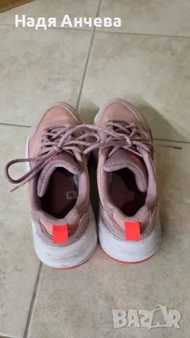 Маратонки Adidas, снимка 3 - Маратонки - 56257299
