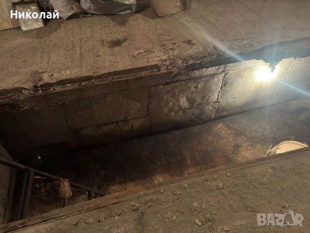 Продава ГАРАЖ с канал на две нива, ПАРКОМЯСТО, гр. Велико Търново, снимка 4 - Гаражи и паркоместа - 52143914