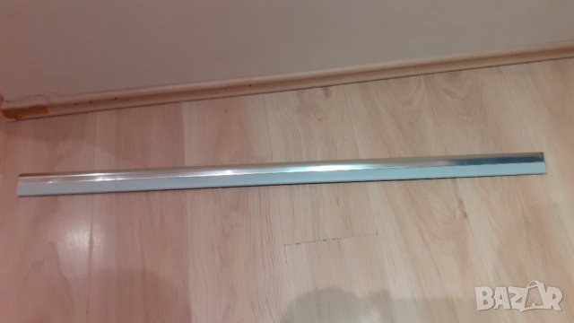 Лайсни+хром за Volkswagen Phaeton (02-12г.)врата и калник десен предни, снимка 2 - Аксесоари и консумативи - 29773972