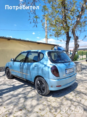 Daihatsu Sirion Автоматик, снимка 5 - Автомобили и джипове - 54252284