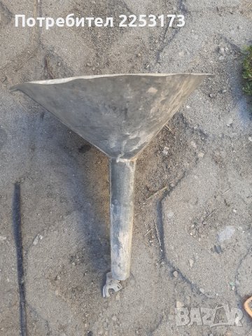 Стара метална фуния, снимка 1 - Други инструменти - 42149652