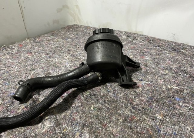 Казанче хидравлична течност ц класа w203 е класа w211, снимка 1