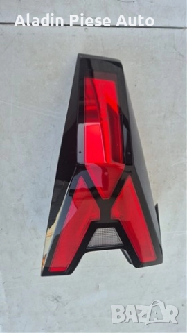 Стоп лампа задна лява на калника Dacia Duster 3 година 2024 2025 2026 код 265559174R 