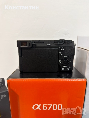 Фотоапарат Sony a6700 *НОВ* + Екстри, снимка 3 - Фотоапарати - 52677687