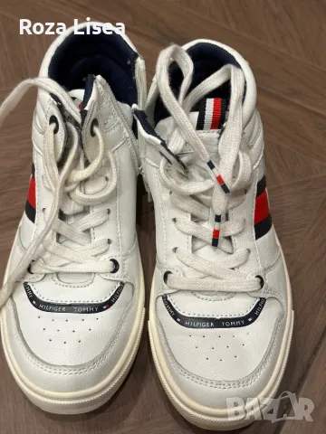 Обувки, Tommy Hilfiger, снимка 5 - Бебешки боти и ботуши - 48118170