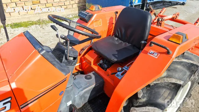 Японски трактор Kubota L1-275D с фреза, 4х4, 27 кс, АграБГ Джолев, снимка 9 - Селскостопанска техника - 49283966