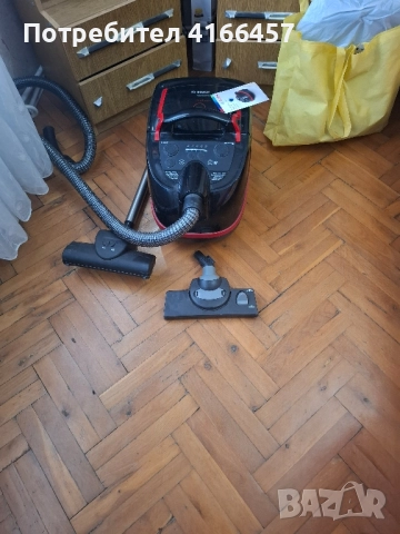 Прахусмукачка за сухо и мокро почистване , снимка 2 - Друга електроника - 51869867