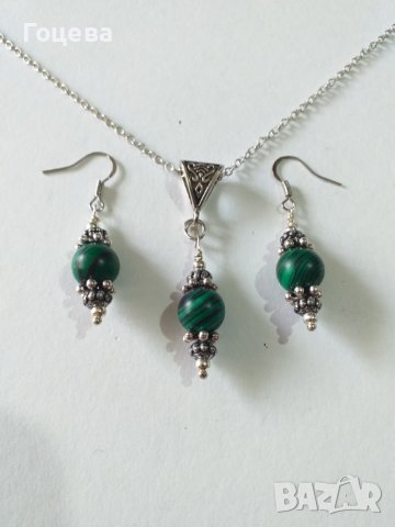 Прекрасен комплект бижута обици и колие с красиви камъни Малахит и орнаменти в цвят старо сребро , снимка 3 - Бижутерийни комплекти - 37310426