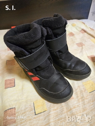 Оригинални апрески/ботуши Adidas 35н.