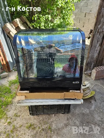 Витрина хладилна плюсова хоризонтална за Торти, Сандвичи сладкарски изделия, плодове и зеле, снимка 1