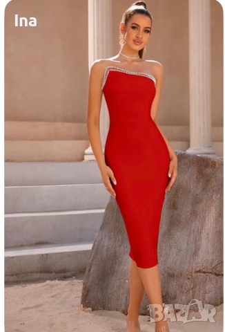 Червена стилна рокля