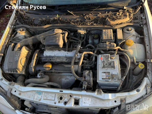 НА ЧАСТИ opel ASTRA G  1.4i 88кс ГАЗ клима БЕНЗИН само на части колата пали и върви може и цяла за 3, снимка 14 - Автомобили и джипове - 53259311