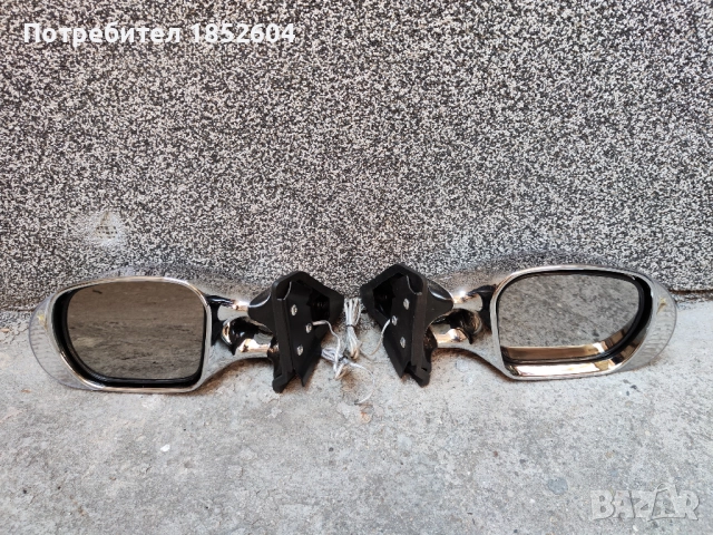 Чисто нови странични огледала с вградени мигачи