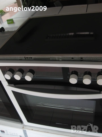 Фурна с керамичен плот за вграждане Elektra Bregenz, снимка 4 - Печки, фурни - 54267068