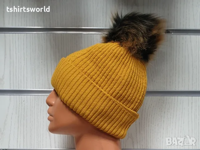Нова зимна дамска шапка SilverStar в жълт цвят с пух/помпон, снимка 4 - Шапки - 47927832
