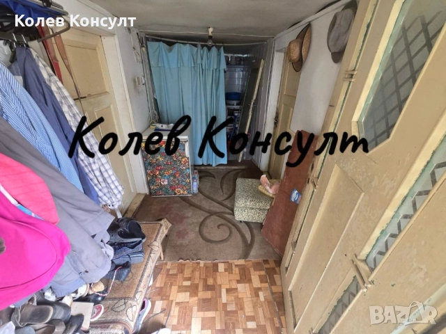 Продавам къща с. Крепост, Център , снимка 13 - Къщи - 52000078
