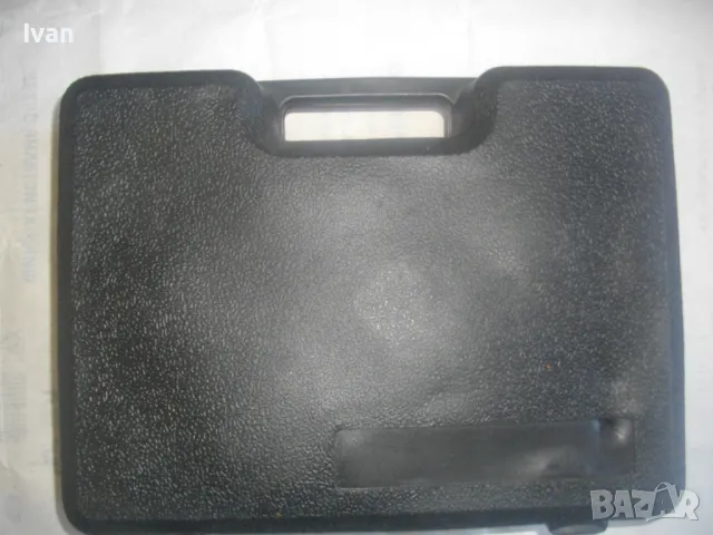 300Nm 900W UNITEC НЕМСКИ ОРИГИНАЛЕН 2014г. ЕЛЕКТРИЧЕСКИ ГАЙКОВЕРТ В КУФАР С 3 ТОРСА НАКРАЙНИЦИ, снимка 3 - Други инструменти - 50415052