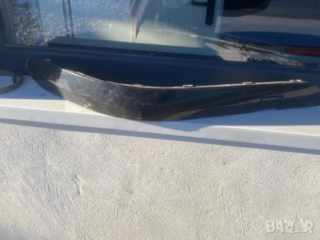 лайсна за предна броня на мерцедес ц класа КУПЕ w203 cl203 2004, снимка 2 - Части - 47907821