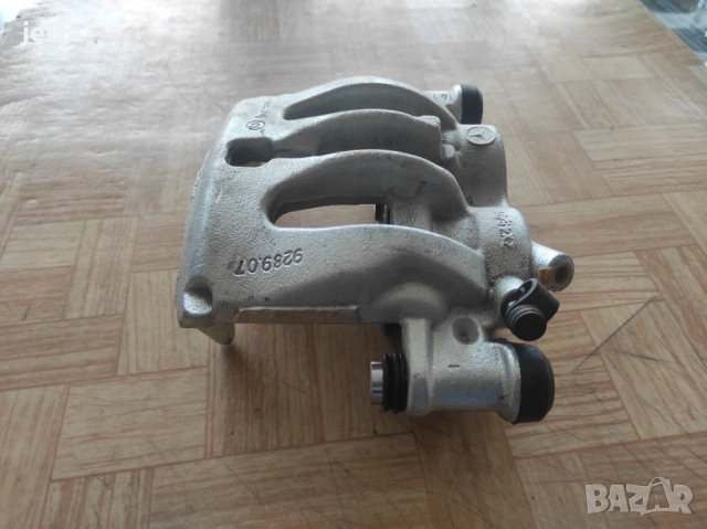 Преден десен спирачен апарат Мерцедес Спринтер Sprinter сл2006г, VW Crafter - 9289.07, снимка 7 - Части - 54193623