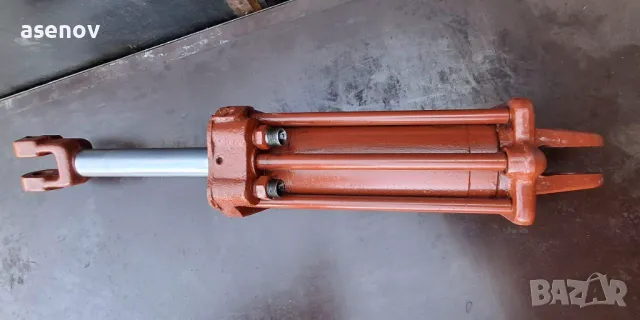 хидравличен цилиндър