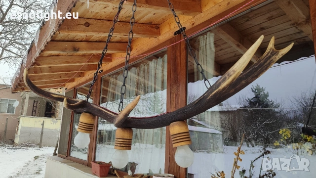 Изработваме полилеи от еленови рога с ръчно изработени дървени чашки 