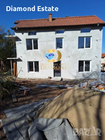 Триетажна къща в село Татарево общ. Първомай, снимка 2 - Къщи - 50779252