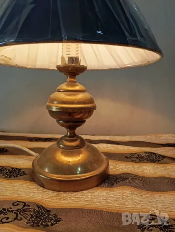 Стара настолна лампа, снимка 3 - Настолни лампи - 49676023