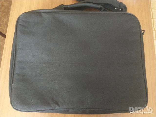 Чанта за лаптоп Targus – Отлично състояние
, снимка 2 - Части за лаптопи - 50975046