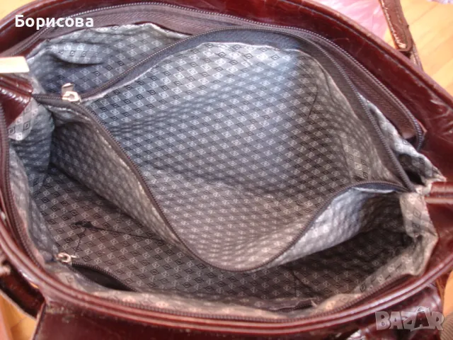 Лачена чанта носена броени пъти , снимка 10 - Чанти - 49039646