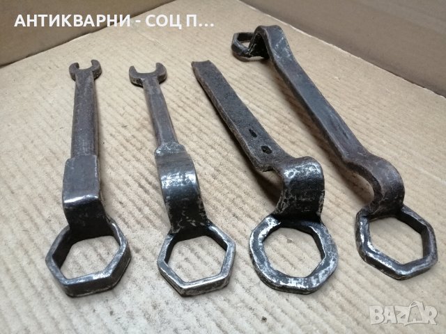 Комплект Стари Ковани Каруцарски Ключове / 4 Броя. Стар Кован Каруцарски Ключ. , снимка 6 - Антикварни и старинни предмети - 44419973