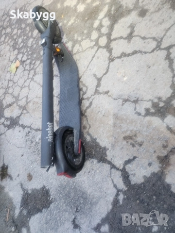 Електрическа тротинетка , снимка 2 - Други спортове - 52387344